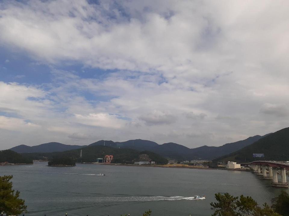 Tongyeong Bridge Hotel Dış mekan fotoğraf