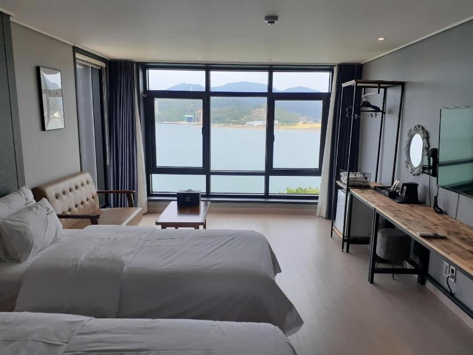 Tongyeong Bridge Hotel Dış mekan fotoğraf