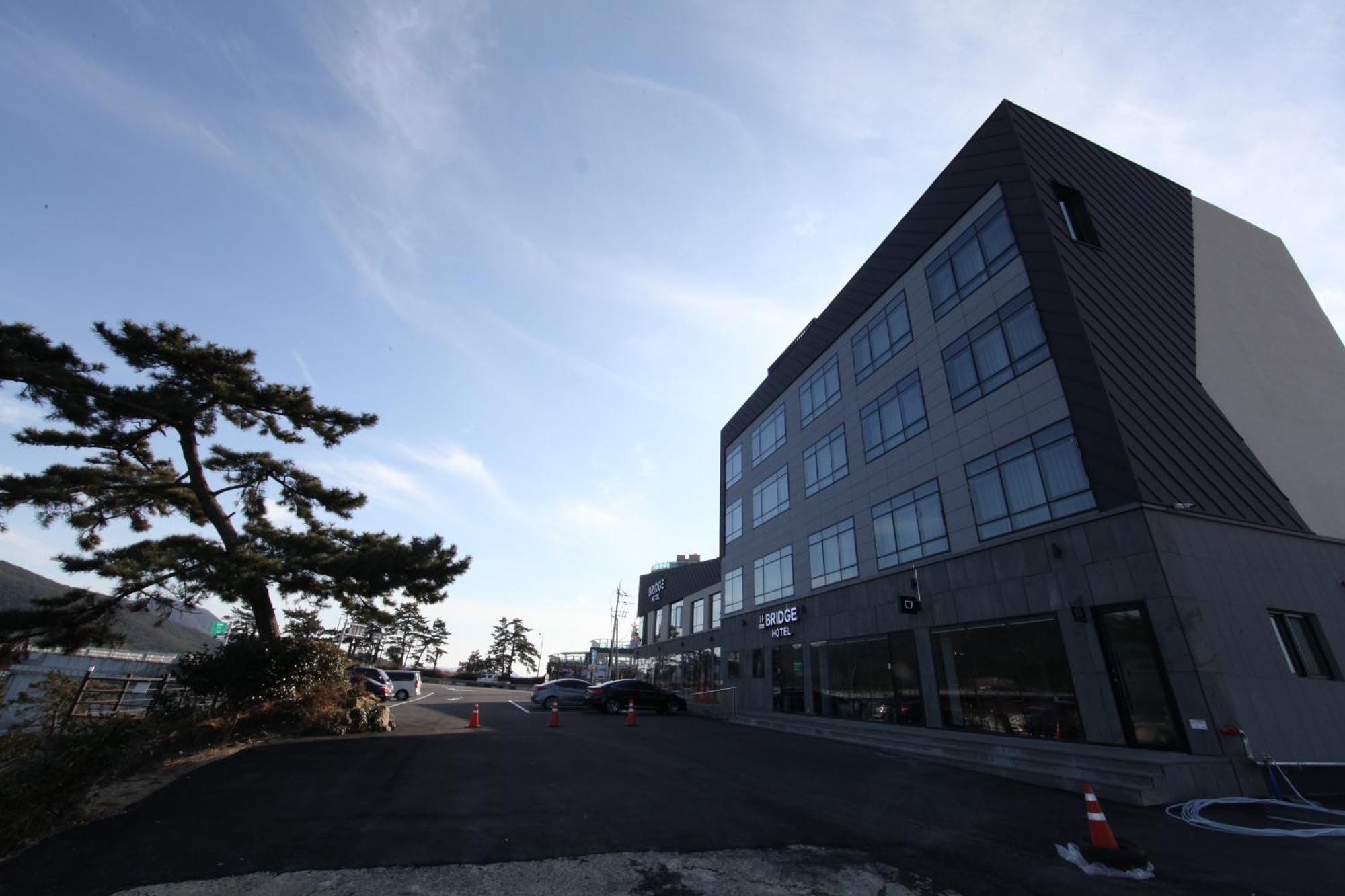 Tongyeong Bridge Hotel Dış mekan fotoğraf